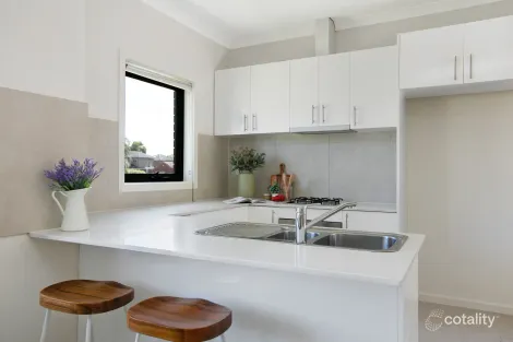 Property photo of 1/53 North Road Reservoir VIC 3073