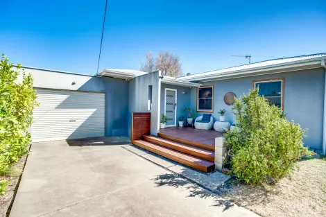 Property photo of 7 Waggon Road Victor Harbor SA 5211