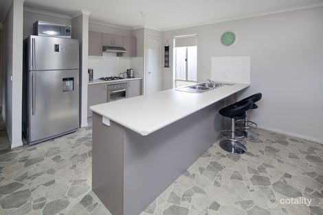 Property photo of 8 Palm Square Drouin VIC 3818