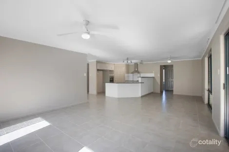 Property photo of 1 Pat Slattery Place Lowood QLD 4311
