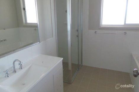 Property photo of 18 Pearse Crescent Bolwarra Heights NSW 2320