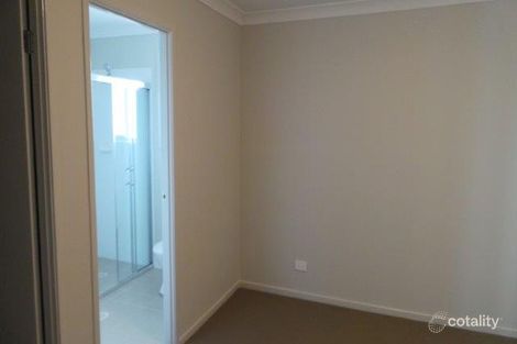 Property photo of 18 Pearse Crescent Bolwarra Heights NSW 2320