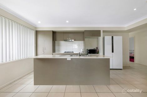 Property photo of 37 McLachlan Circuit Willow Vale QLD 4209