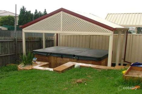 Property photo of 2 Ridgeway Close West Hoxton NSW 2171
