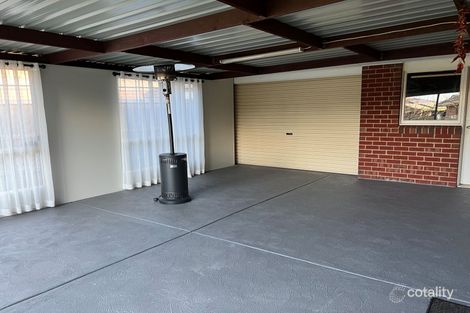 Property photo of 26 Seacombe Place Cranbourne VIC 3977