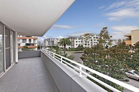 Property photo of 318/37 Amalfi Drive Wentworth Point NSW 2127