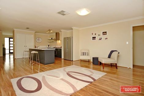 Property photo of 15 Loretta Fairway Carramar WA 6031
