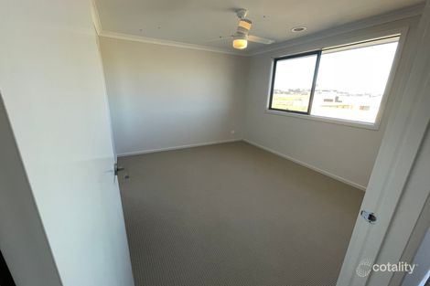 Property photo of 12 Bronnie Street Clyde North VIC 3978