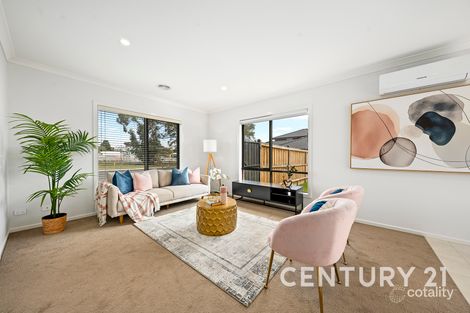 Property photo of 10 Joplin Close Cranbourne East VIC 3977
