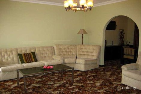 Property photo of 33 Scribbly Gum Square Willetton WA 6155