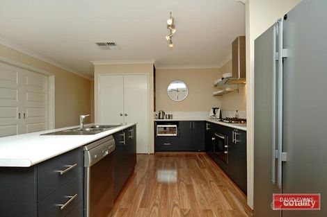 Property photo of 15 Loretta Fairway Carramar WA 6031
