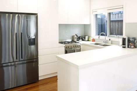 Property photo of 1/17 Roberts Street Essendon VIC 3040