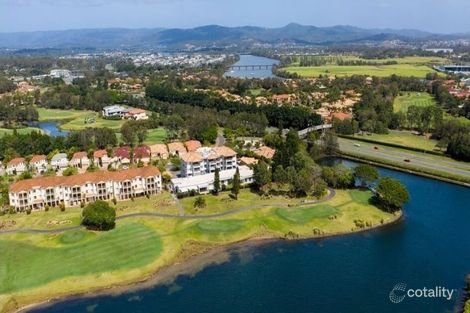 8334 Magnolia Dr E, Hope Island, QLD 4212