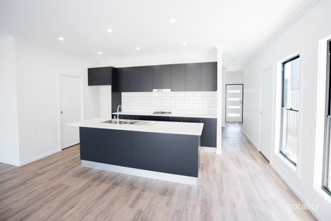 313a Bong Bong Rd, Horsley, NSW 2530