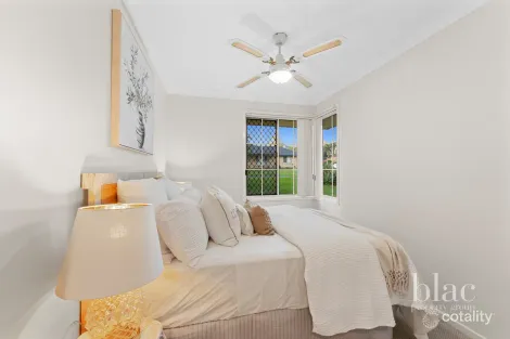 Property photo of 21 Kirri Avenue Petrie QLD 4502