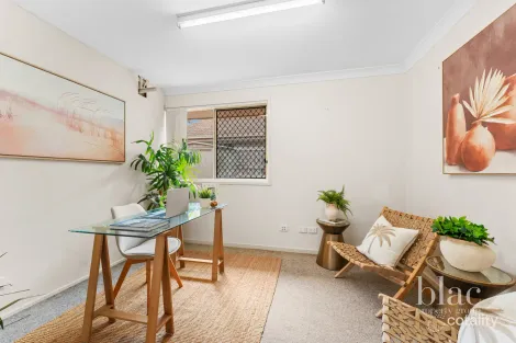 Property photo of 21 Kirri Avenue Petrie QLD 4502