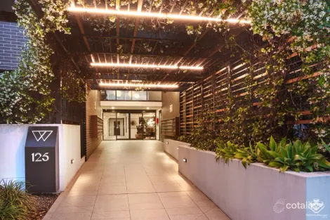 Property photo of 125 Station Road Indooroopilly QLD 4068