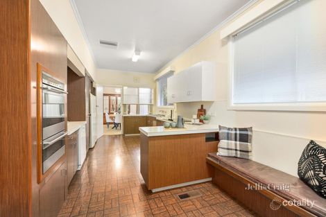Property photo of 1 William Street Mount Waverley VIC 3149