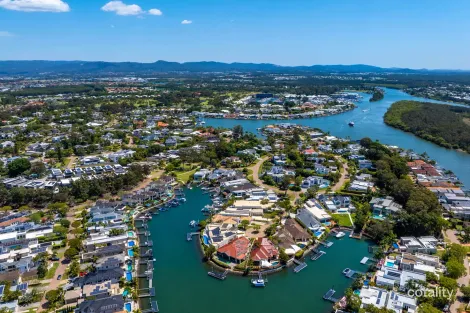 7385 Marine Dr E, Hope Island, QLD 4212