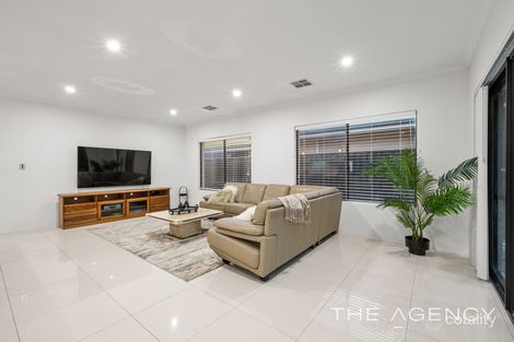 Property photo of 38 Massicot Road Treeby WA 6164