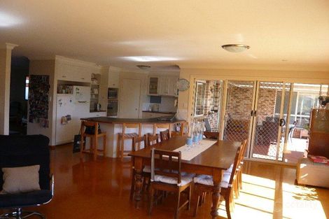 Property photo of 9 Emerald Court Middle Ridge QLD 4350