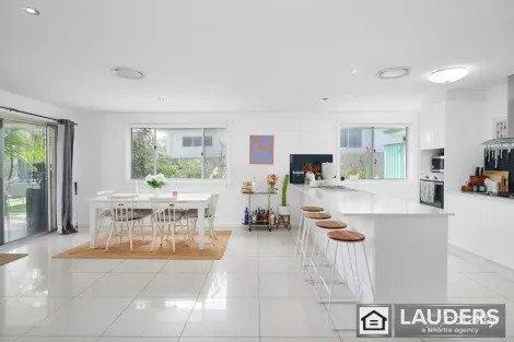 Property photo of 32 Shantull Drive Wallabi Point NSW 2430