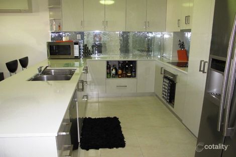 Property photo of 21 Primavera Boulevard Beaconsfield QLD 4740