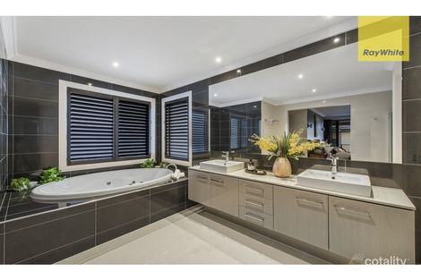 Property photo of 29 Coogee Drive Taylors Hill VIC 3037