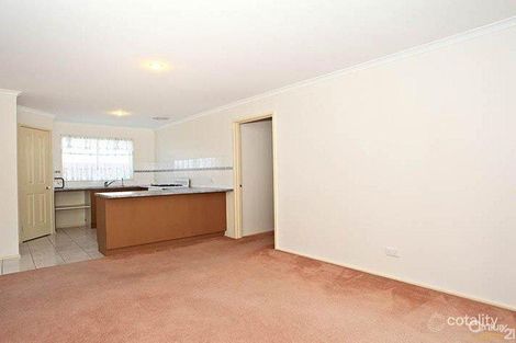 Property photo of 58 Laurel Crescent Carrum Downs VIC 3201