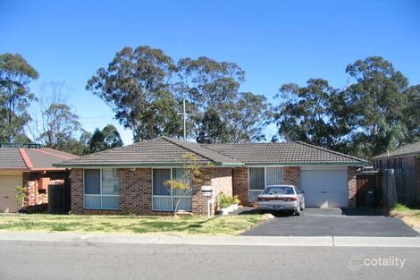 52 Whitsunday Cct, Green Valley, NSW 2168