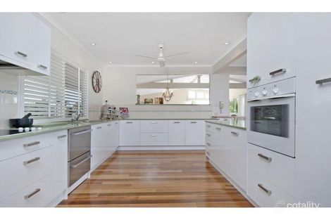 Property photo of 40 Arkana Drive Noosa Heads QLD 4567