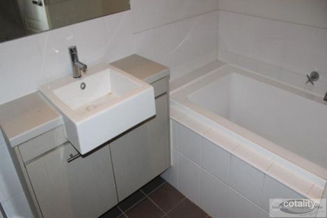 11 Soliano St, Rosemeadow, NSW 2560