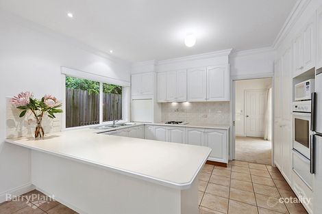 Property photo of 2/13 Peel Street Berwick VIC 3806