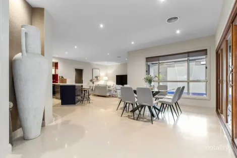 Property photo of 26 Serenity Drive Langwarrin VIC 3910
