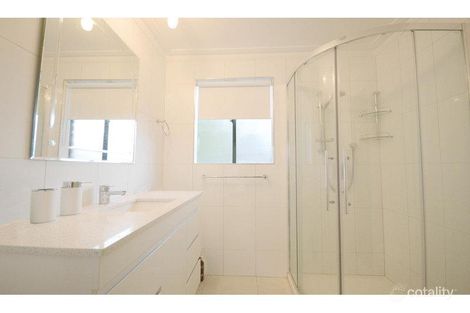 Property photo of 131 Flemington Crescent Werribee VIC 3030