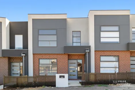 100 Carnival Bvd, Berwick, VIC 3806