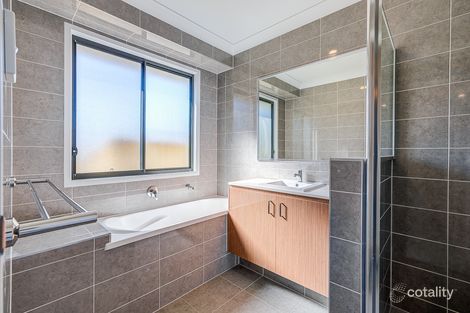 35 Bloomfield Ave, Park Ridge, QLD 4125