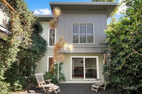 Property photo of 11 Koonwarra Parade Macleay Island QLD 4184