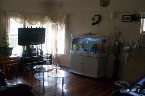 Property photo of 30 Hinkler Avenue Warwick Farm NSW 2170
