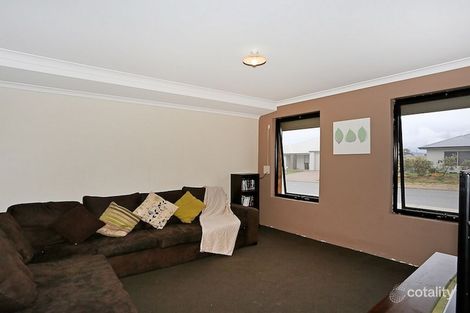 Property photo of 10 Cockatoo Way Dawesville WA 6211
