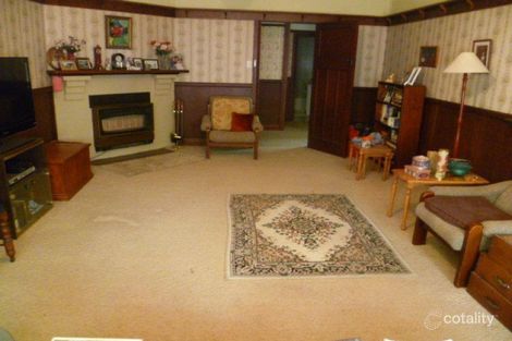 Property photo of 105 Kitchener Road Temora NSW 2666