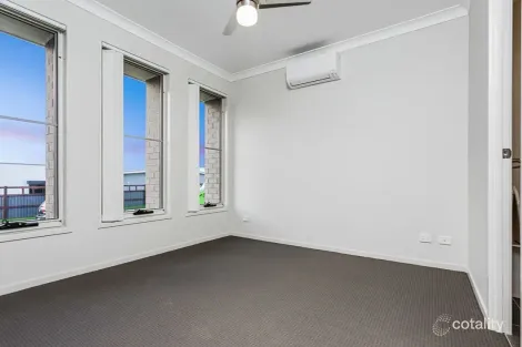 Property photo of 19 Limmen Crescent South Ripley QLD 4306