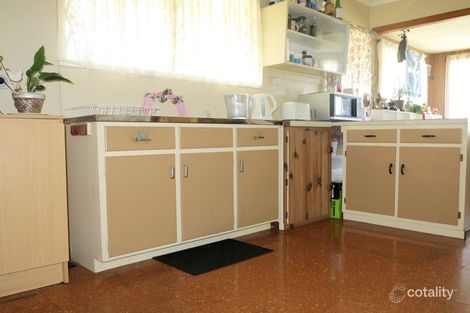 Property photo of 18 Crest Street Kallangur QLD 4503
