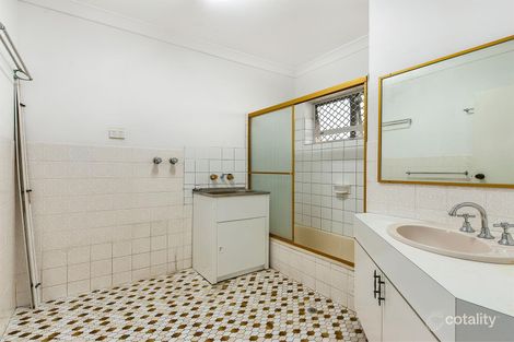 Property photo of 3/61 Peach Street Greenslopes QLD 4120