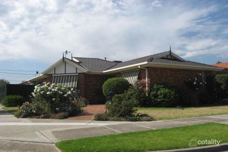 Property photo of 10 The Crossway Keilor East VIC 3033