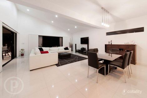 Property photo of 11 Hood Street Bulimba QLD 4171