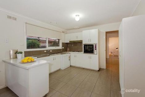 Property photo of 89 Stevenage Crescent Deer Park VIC 3023
