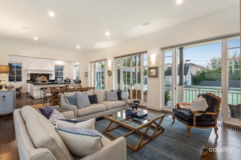 Property photo of 407 Barkers Road Kew VIC 3101