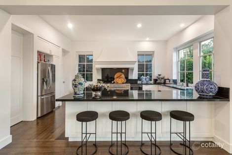 Property photo of 407 Barkers Road Kew VIC 3101