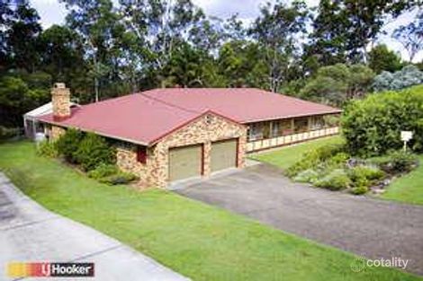 11 Drapers Rd, Eatons Hill, QLD 4037